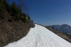 Skitour Hennesteck, das Schneeband auf dem wir gehen