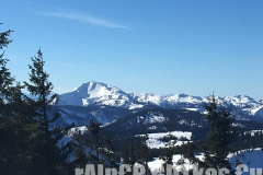 Skitour Gemeindealpe, Blick über die verschneiten Gipfel