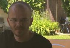 Bei einem Auftritt in der Naturheilpraxis Schmetterling