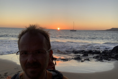 22-03-09-18-57-44-9245