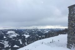 Annaberg Tirolerkogel, Blick über die verschneiten Berge vom Annaberghaus aus